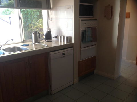 Waterside Canal Dreams - Accommodation Kalgoorlie 35