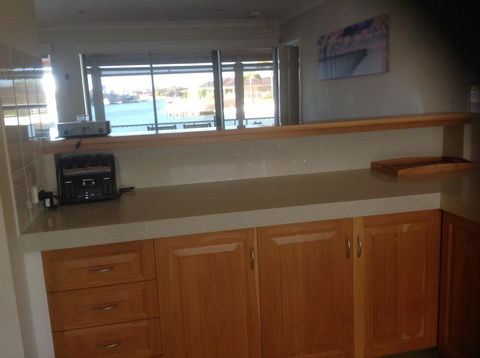Waterside Canal Dreams - Accommodation Kalgoorlie 10