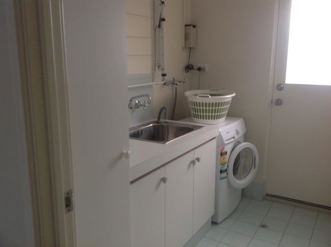 Waterside Canal Dreams - Accommodation Kalgoorlie 30
