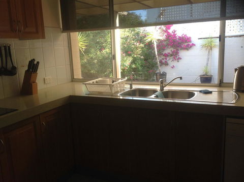 Waterside Canal Dreams - Accommodation Kalgoorlie 9