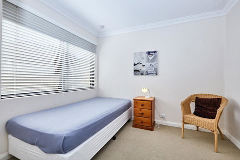 Fremantle Townhouse Unit 6 - Accommodation Kalgoorlie 7