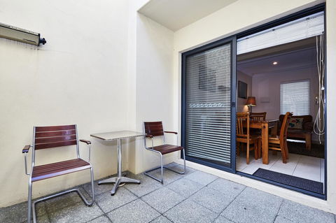 Fremantle Townhouse Unit 6 - Accommodation Kalgoorlie 2