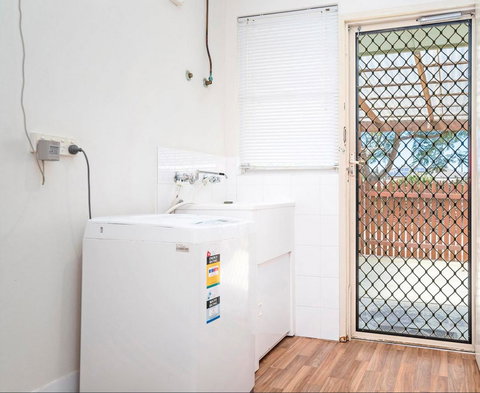 The Bluff Point - Accommodation Kalgoorlie 9