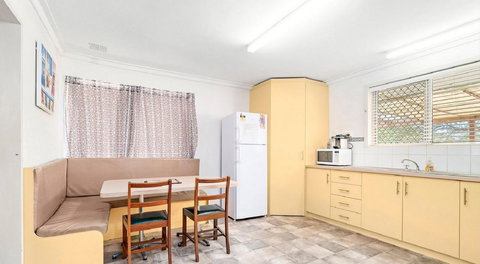 The Bluff Point - Accommodation Kalgoorlie 0
