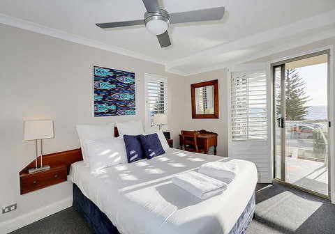 Salty Kiss - Accommodation Kalgoorlie 10