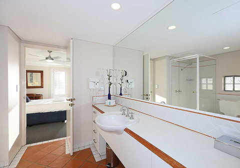 Salty Kiss - Accommodation Kalgoorlie 12