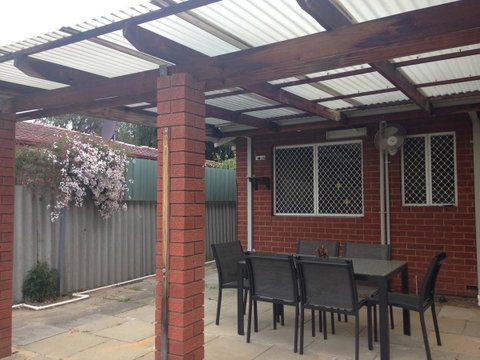 â˜… Stylish Family Home! â˜… - Accommodation Kalgoorlie 24