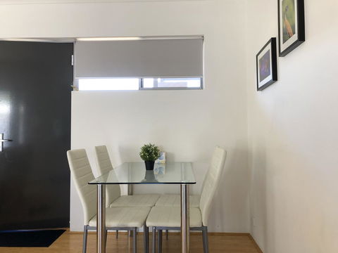 Gerring Court With Free 1 Car Bay Parking - Accommodation Kalgoorlie 15