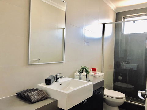 Gerring Court With Free 1 Car Bay Parking - Accommodation Kalgoorlie 6