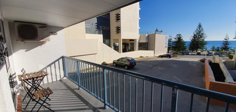West Beach Lagoon 211 â€“ Great Views - Accommodation Kalgoorlie 15