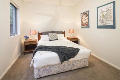 Calm Waters - Accommodation Kalgoorlie 9