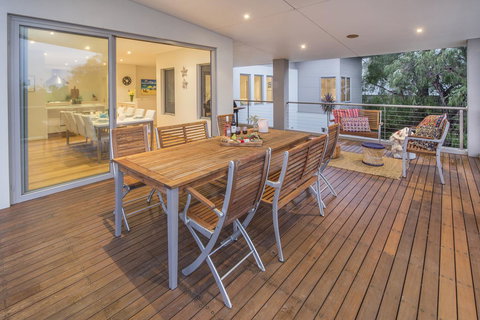 Calm Waters - Accommodation Kalgoorlie 10