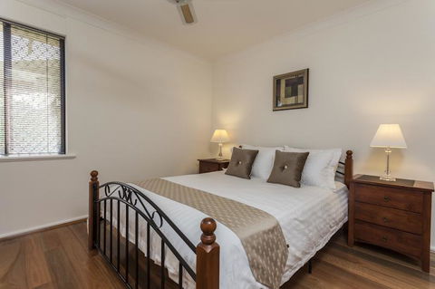 Attadale Excutive Villa - Accommodation Kalgoorlie 5