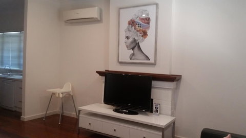 Leisurely Manor - Spacious Three Bedroom Home In Fremantle - Accommodation Kalgoorlie 6