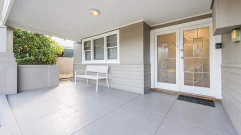 Leisurely Manor - Spacious Three Bedroom Home In Fremantle - Accommodation Kalgoorlie 17