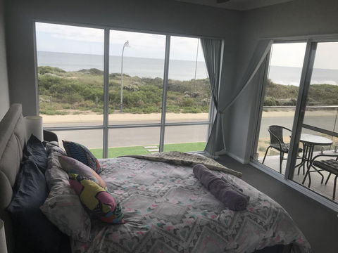 Beach House At SeaScapes.. - Accommodation Kalgoorlie 4