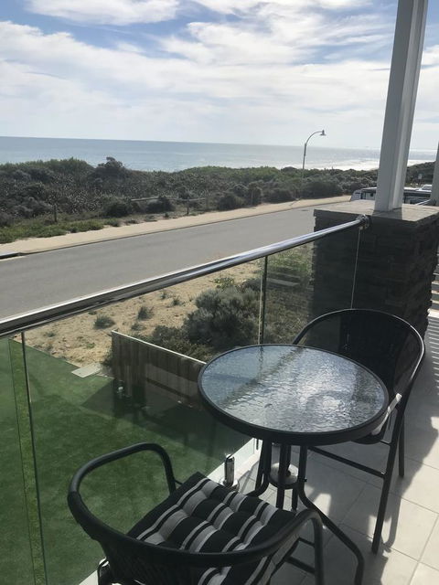 Beach House At SeaScapes.. - Accommodation Kalgoorlie 14