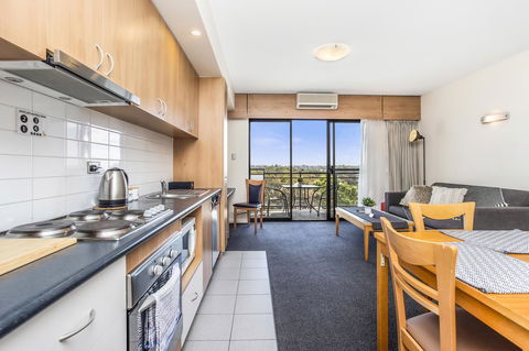 508 Stupendous Sunsets & Views Pool Gym Parking - Accommodation Kalgoorlie 12