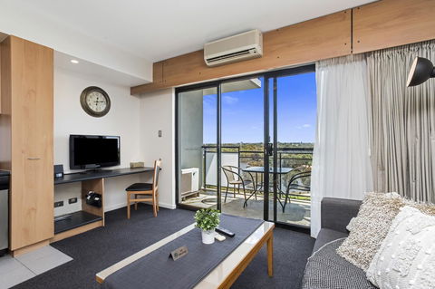 508 Stupendous Sunsets & Views Pool Gym Parking - Accommodation Kalgoorlie 5