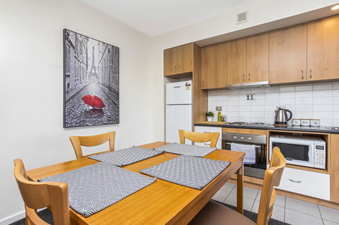 508 Stupendous Sunsets & Views Pool Gym Parking - Accommodation Kalgoorlie 9