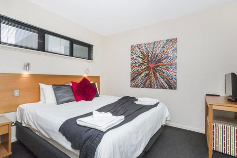 508 Stupendous Sunsets & Views Pool Gym Parking - Accommodation Kalgoorlie 39