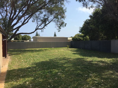 The Bothy Lancelin Family Retreat - Accommodation Kalgoorlie 2