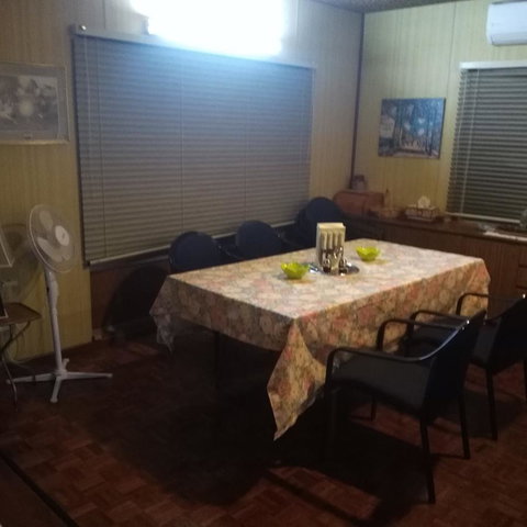 Don\'t Worry Be Happy - Accommodation Kalgoorlie 8