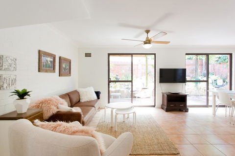 Monument Hill Townhouse - Fremantle - Accommodation Kalgoorlie 14