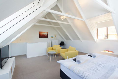 Monument Hill Townhouse - Fremantle - Accommodation Kalgoorlie 2