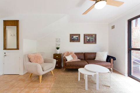 Monument Hill Townhouse - Fremantle - Accommodation Kalgoorlie 13