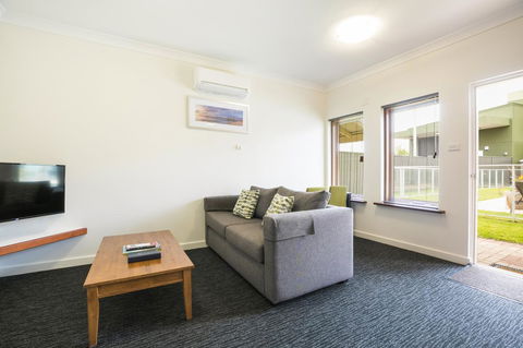 Nightcap At The Ship Inn - Accommodation Kalgoorlie 23