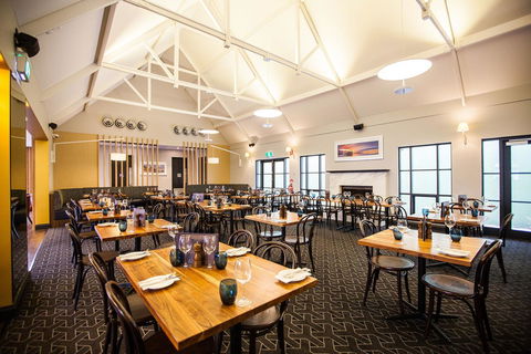 Nightcap At The Ship Inn - Accommodation Kalgoorlie 9