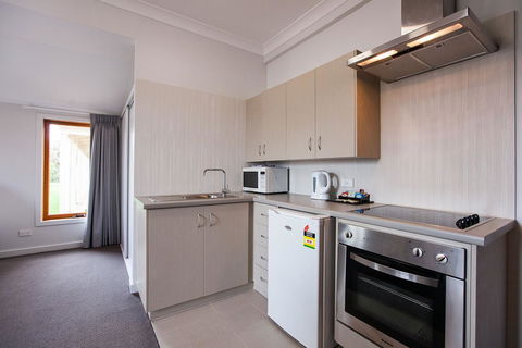 Nightcap At The Ship Inn - Accommodation Kalgoorlie 41