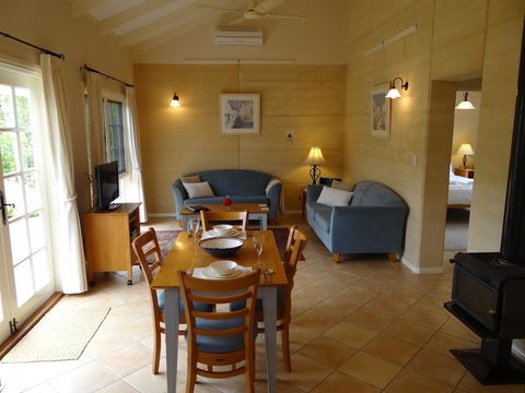Big Brook Retreat - Accommodation Kalgoorlie 1