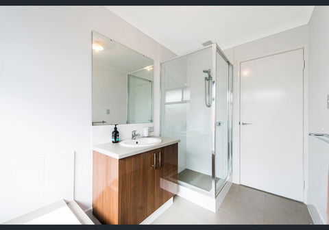 Vacation Home - Accommodation Kalgoorlie 10