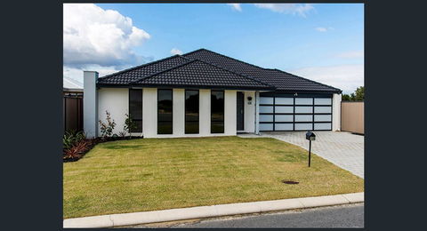 Vacation Home - Accommodation Kalgoorlie 4