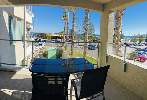 Sandcastles At The Beach Outstanding Location! - Accommodation Kalgoorlie 3