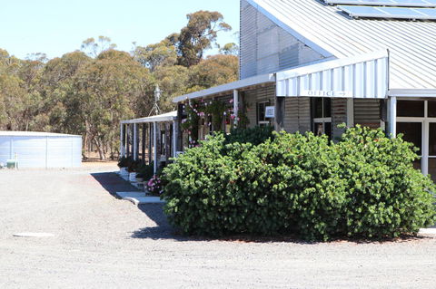 Kendenup Cottages And Lodge - Accommodation Kalgoorlie 36