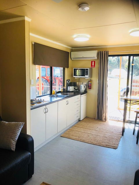 Kendenup Cottages And Lodge - Accommodation Kalgoorlie 9