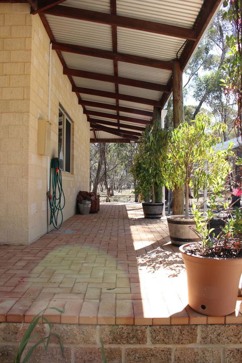 Kendenup Cottages And Lodge - Accommodation Kalgoorlie 16