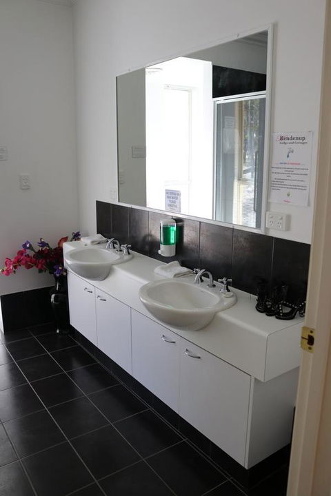 Kendenup Cottages And Lodge - Accommodation Kalgoorlie 18