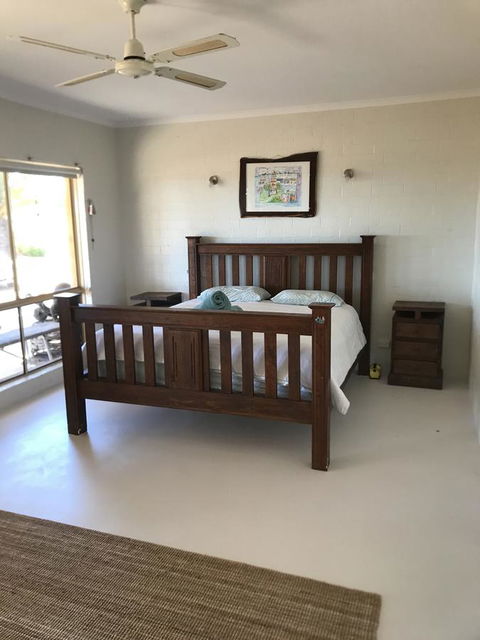 Surf Views - Accommodation Kalgoorlie 9