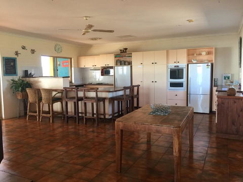 Surf Views - Accommodation Kalgoorlie 6