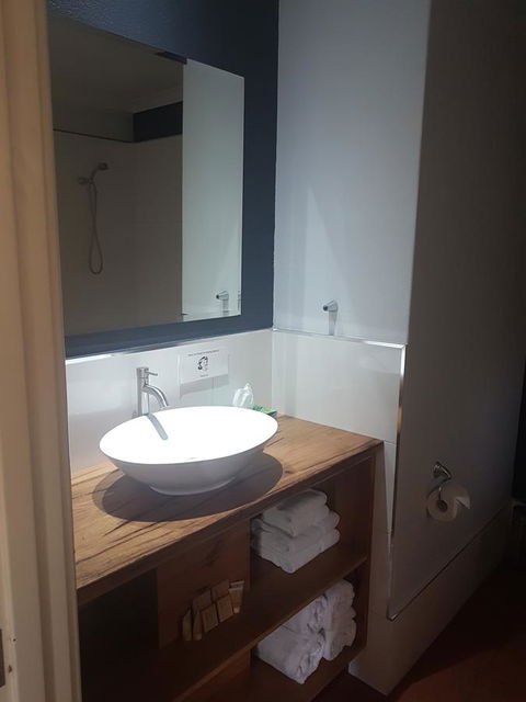 Adamsons Riverside Accommodation - Accommodation Kalgoorlie 4