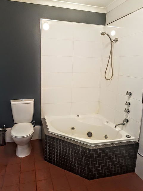 Adamsons Riverside Accommodation - Accommodation Kalgoorlie 3
