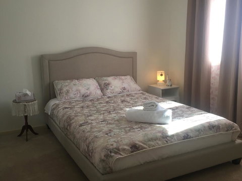 Bright & Beautiful Home On The Hills! - Accommodation Kalgoorlie 17