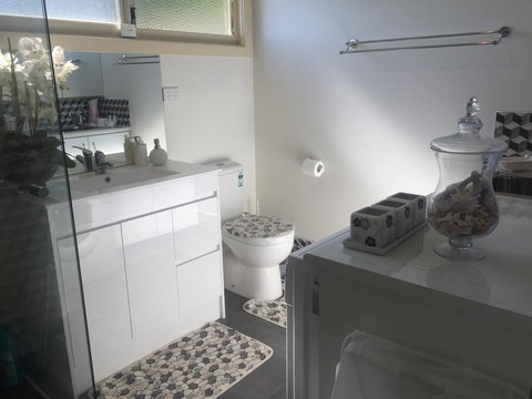 Bright & Beautiful Home On The Hills! - Accommodation Kalgoorlie 22