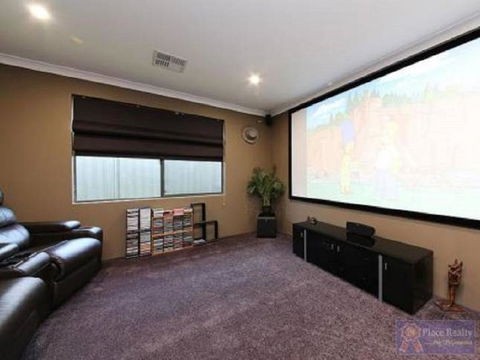 South Yunderup Holiday Rental - Accommodation Kalgoorlie 3