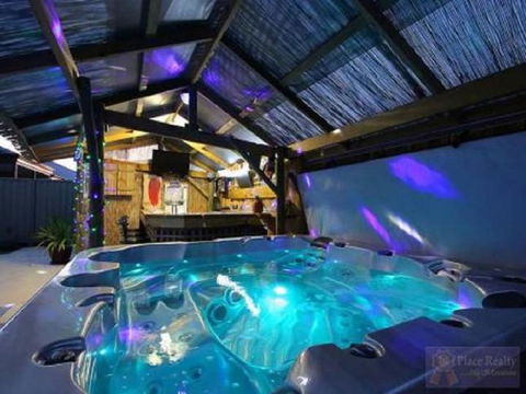 South Yunderup Holiday Rental - Accommodation Kalgoorlie 0