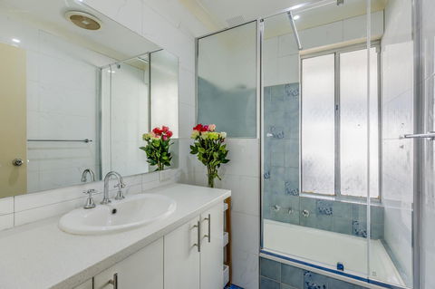 Brilliant, Neat, Convenient, Family-friendly House - Accommodation Kalgoorlie 11